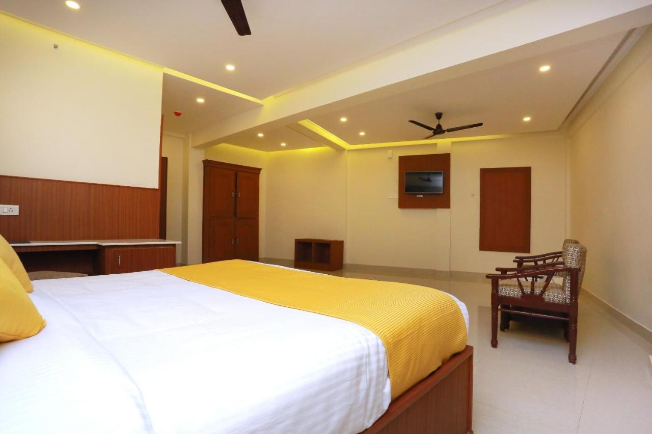 Отель Capital O Kovilakam Residency Thrissur Экстерьер фото